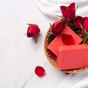 ENCHANTED VELVET ROSE